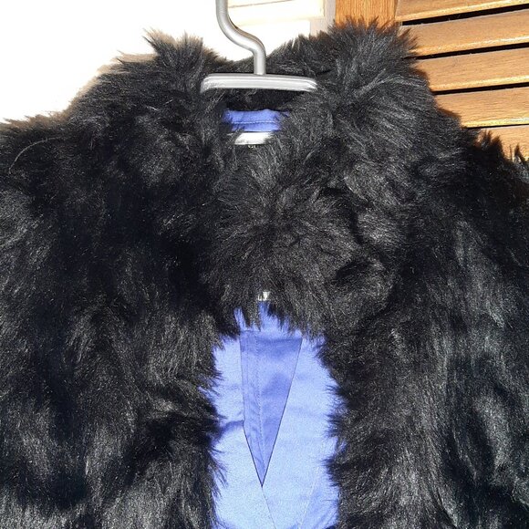 Y2K Le Château Blouse & Black Faux-Fur Vest from Costa Blanca. - Picture 2 of 16